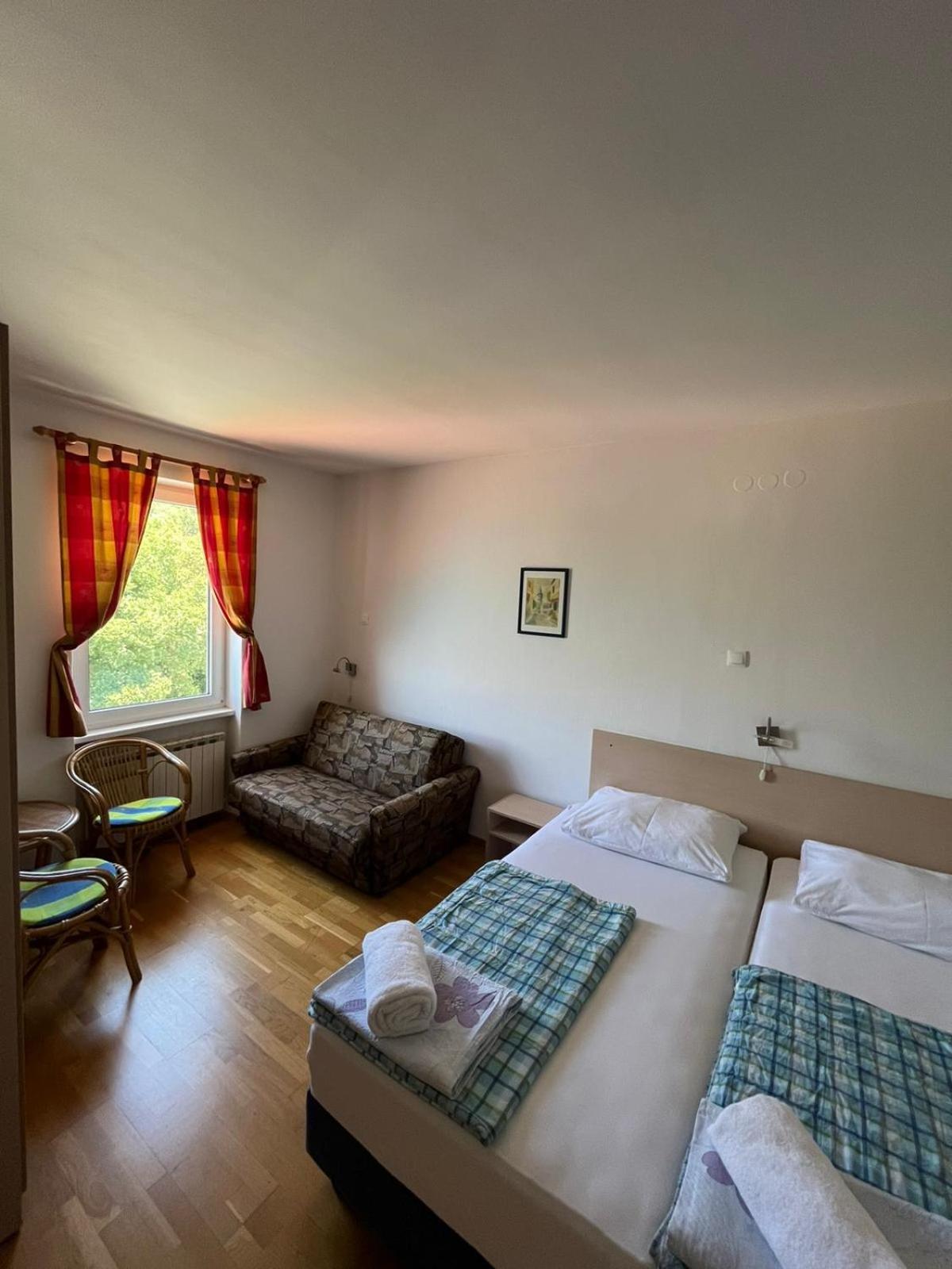 Bed&Breakfast Villa Eva Omišalj Extérieur photo