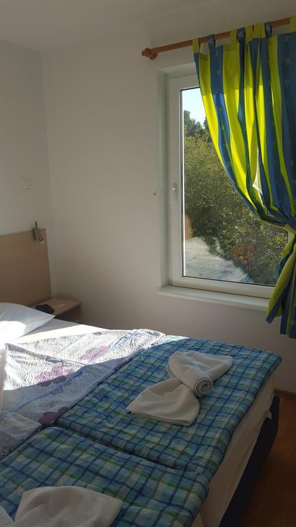 Bed&Breakfast Villa Eva Omišalj Chambre photo