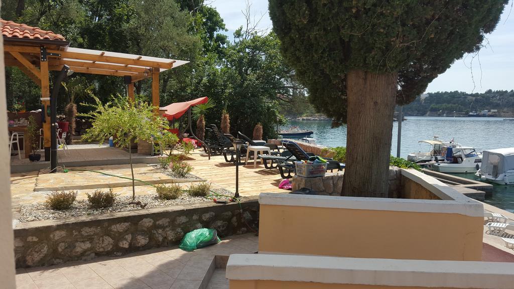 Bed&Breakfast Villa Eva Omišalj Extérieur photo
